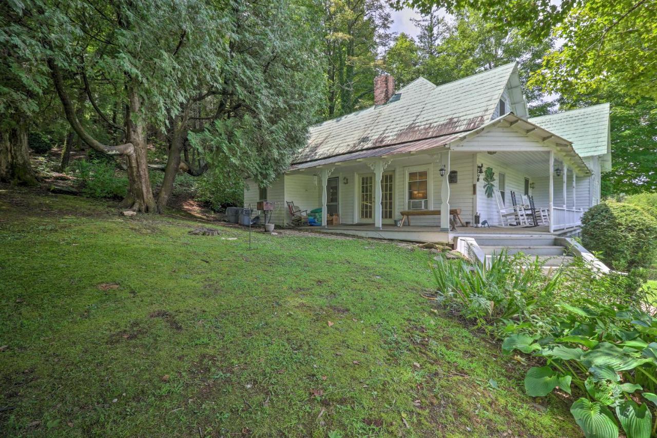 Lil Red Hen Cottage In The Boone Area With Hot Tub West Jefferson Exterior photo